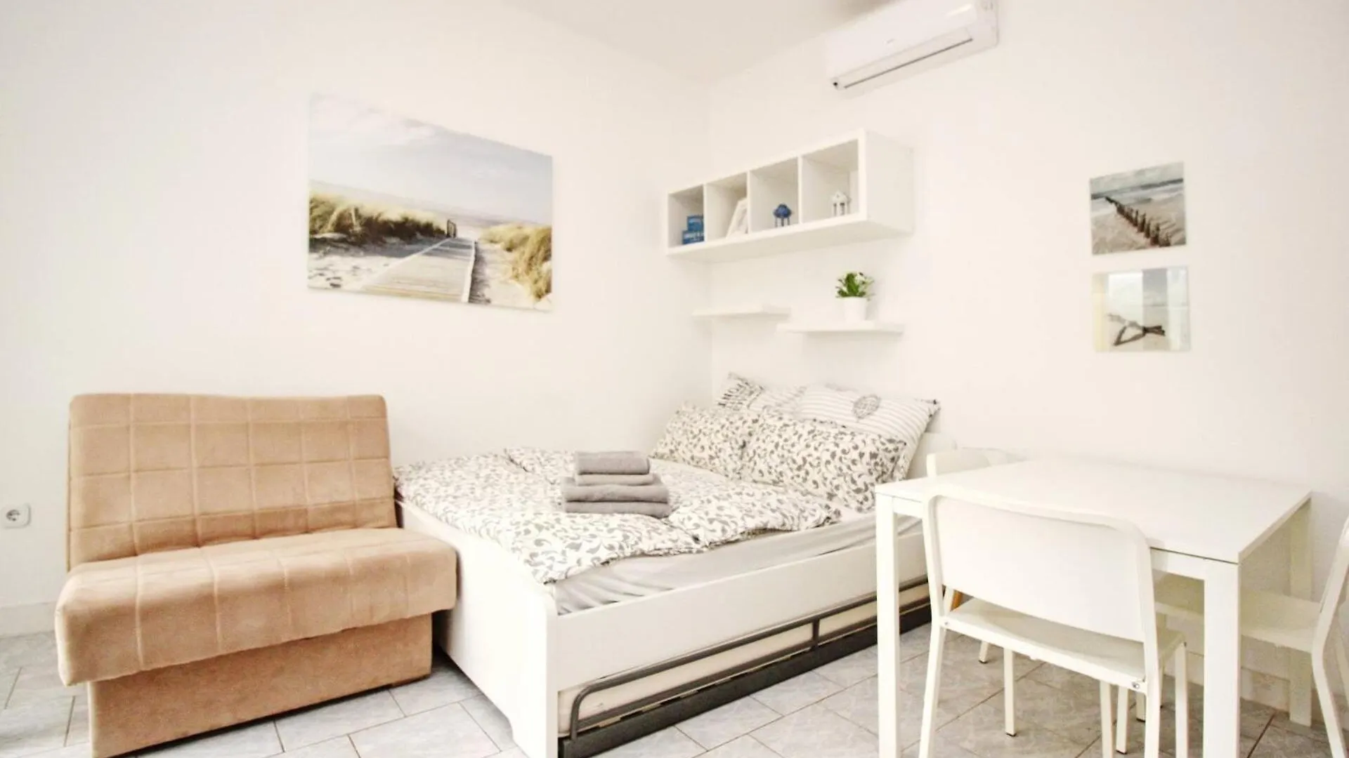 Studio Rozman Beach Baska  Croatia